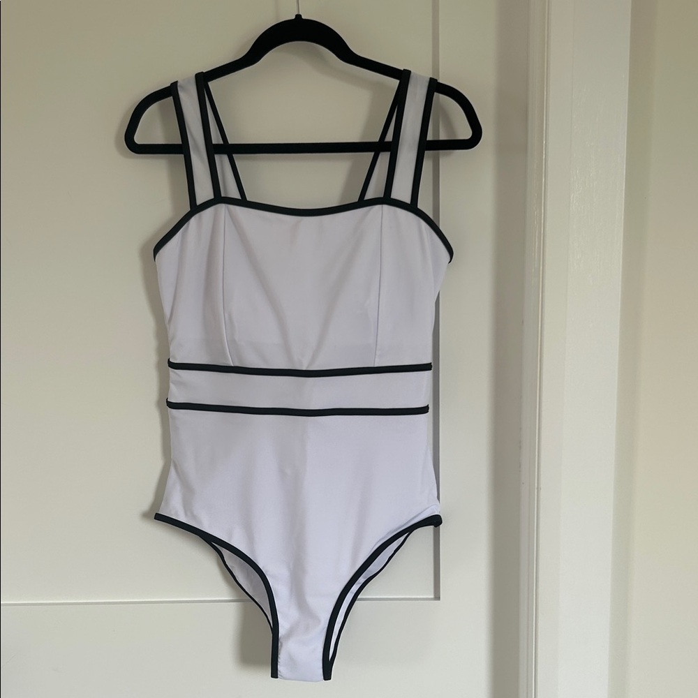 NWOT Gorgeous White One-Piece Swimsuit with Black Trim